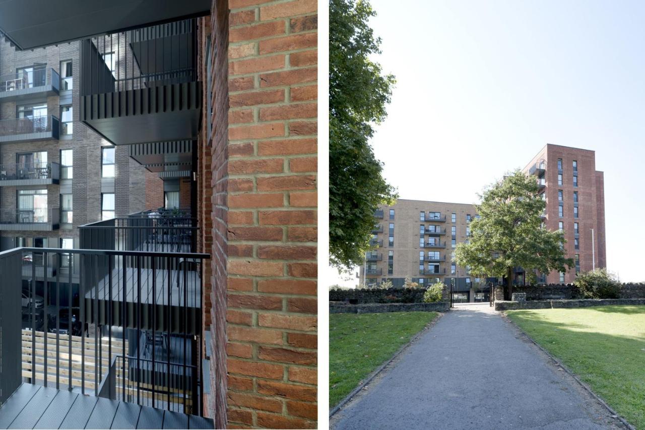 Modern Studios And Apartments At Barking Wharf In Лондон Экстерьер фото