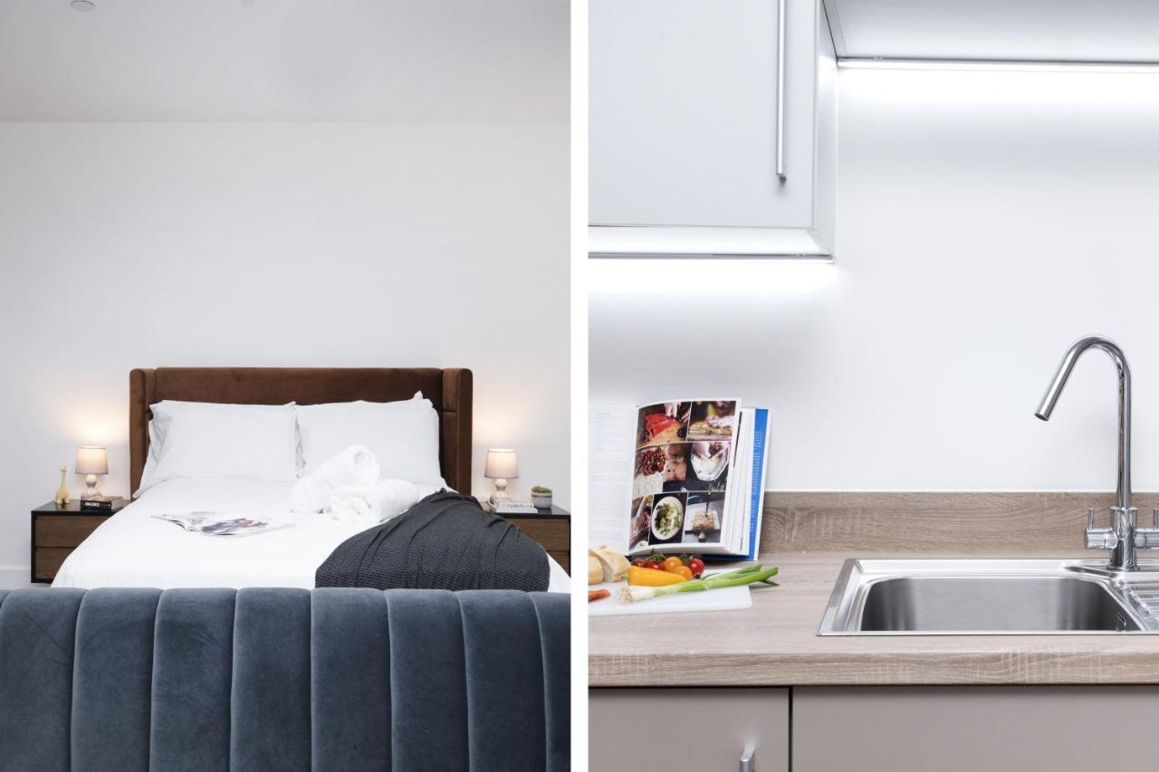 Modern Studios And Apartments At Barking Wharf In Лондон Экстерьер фото